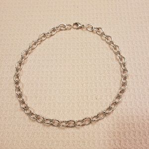 .925 Sterling Silver 16 inch necklace.